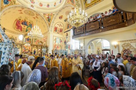 Митрополит Епіфаній звершив освячення храму на Львівщині та провів молебень за Україну