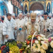 Храм в Бучі як символ перемоги: Митрополит Епіфаній освятив місце скорботи і надії