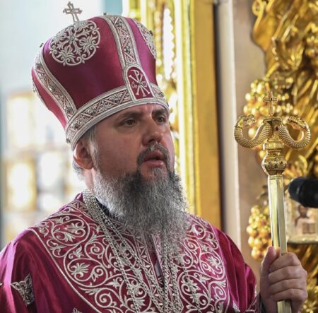 Митрополит Епіфаній у Тростянці: про хресний шлях, війну та духовну боротьбу