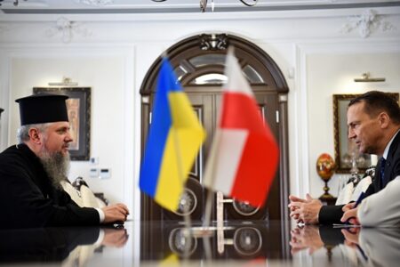 Важлива зустріч: Митрополит Епіфаній і Радослав Сікорський обговорили російську агресію та релігійну ситуацію
