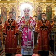 Предстоятель ПЦУ очолив літургію у прифронтовому Тростянці 
