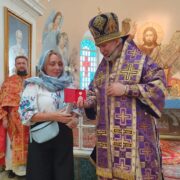 Церковна відзнака за самовідданість: Світлана Русин з Олешок отримала нагороду