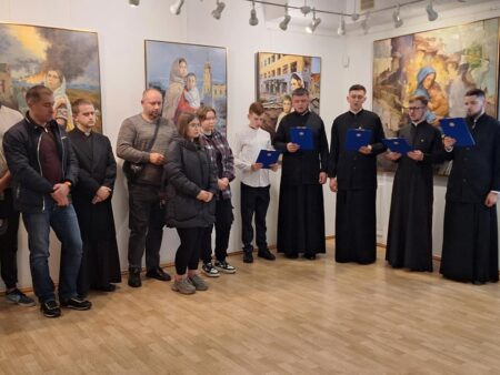 У Луцьку презентували проєкт «Молитва за Україну»: образ Богородиці крізь призму війни