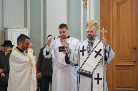 Єпископ Михаїл: віра потребує свідчення щодня, а не лише в храмі