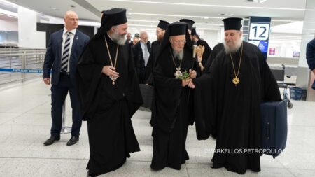 Вселенський Патріарх Варфоломій розпочав візит до Австралії на святкування 100-річчя Архієпархії