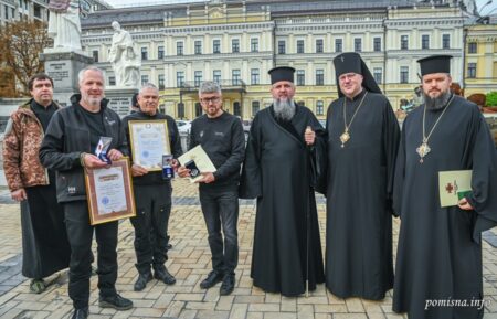 Благодійність у дії: Митрополит Епіфаній передав електрогенератори для столичних лікарень