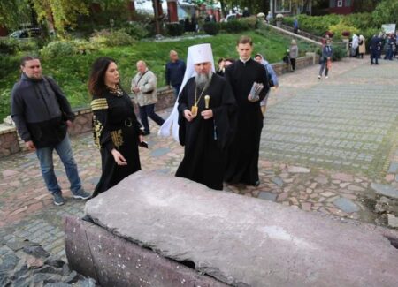 Вишгород: відновлення старовинного саркофага Бориса і Гліба