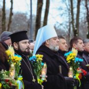 Скорботна церемонія у Вінниці: вшанування мільйонів жертв радянського терору