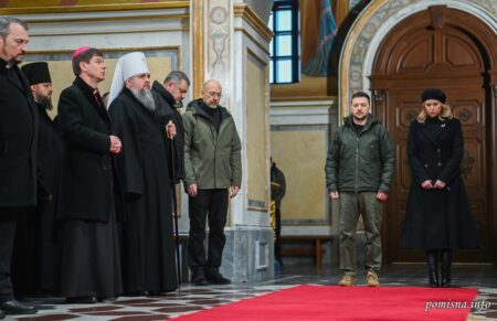 Вшанування пам’яті мільйонів загиблих: молитва та церемонія у Києві