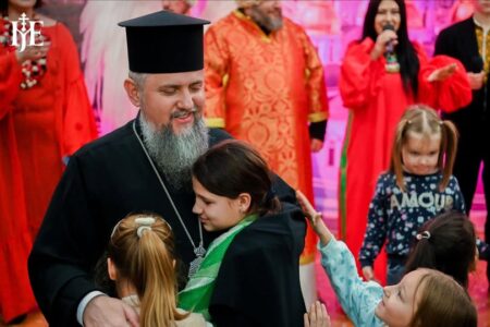 Від серця і на славу Божу: як творити добро – поради Митрополита Епіфанія