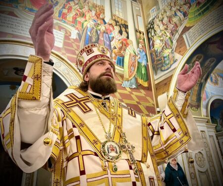 У Києво-Печерській лаврі молилися за перемогу України та закликали до духовного подвигу