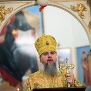 Храм Архістратига Михаїла повернули громаді: відбулася перша Літургія