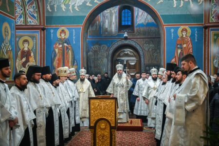 Перед Богоявленням: духовне оновлення у Свято-Михайлівському соборі