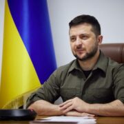 Володимир Зеленський привітав Патріарха Філарета з 96-річчям