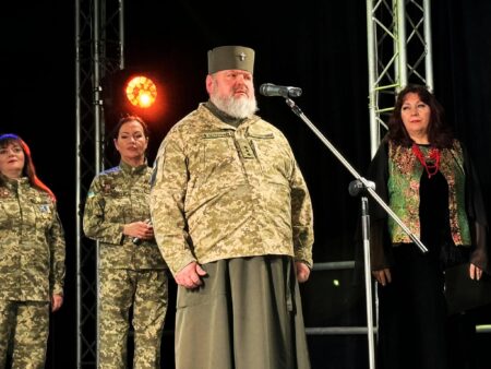 Герої серед нас: у Харкові відзначили українських добровольців
