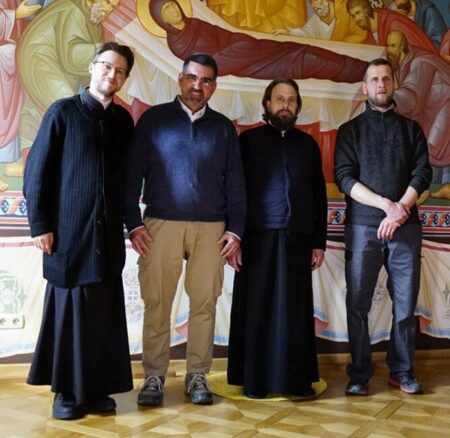 Візит братів з Тезе до лаври: молитва за мир і підтримка України