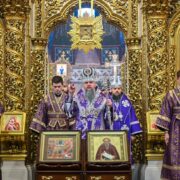 Митрополит Епіфаній очолив Всенічне бдіння у Свято-Михайлівському соборі напередодні четвертої неділі Великого посту