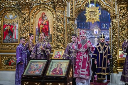 Митрополит Епіфаній очолив Всенічне бдіння у Золотоверхому соборі