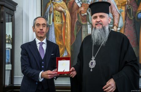 Митрополит Епіфаній обговорив з послом Мальтійського Ордену гуманітарну підтримку України