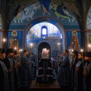 Покаянне богослужіння: у Свято-Михайлівському соборі молилися за очищення душі