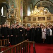 Дякуємо Богу за батьків: дитяча молитва як духовне зцілення
