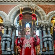 Повернення додому: ПЦУ відслужила перше богослужіння у Кирилівському храмі Києва