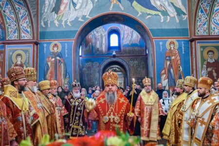 Митрополит Епіфаній очолив Всенічне бдіння у Золотоверхому соборі