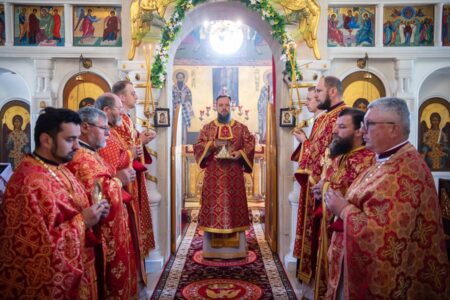 Святкова літургія у Вишгороді: архієпископ Агапіт вшанував пам’ять Бориса і Гліба