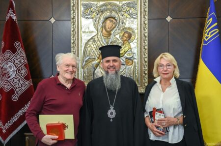 Митрополит Епіфаній вручив Юрію Рибчинському орден святого Юрія Переможця