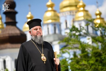 Молитва, що тримає світ: духовна місія монашества в час випробувань