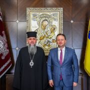 Голос віри і свободи: Лавра оживає