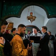 Голос віри і свободи: Лавра оживає