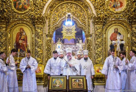 Всенічне бдіння у Золотоверхому соборі очолив Митрополит Епіфаній