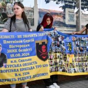 «Не мовчи»: Запоріжжя підняло голос за тих, хто в полоні
