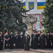 У Барі під проводом Митрополита Епіфанія відбувся молебень за перемогу України