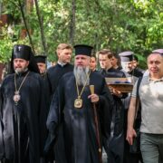 «Ваша стійкість – приклад для всіх»: Митрополит Епіфаній звернувся до воїнів в Одесі