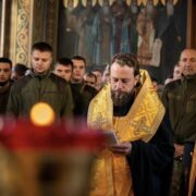 Митрополит Епіфаній подякував українським волонтерам за жертовне служіння Україні