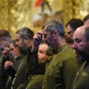 «Я капелан»: голоси тих, хто тримає віру поруч із воїнами