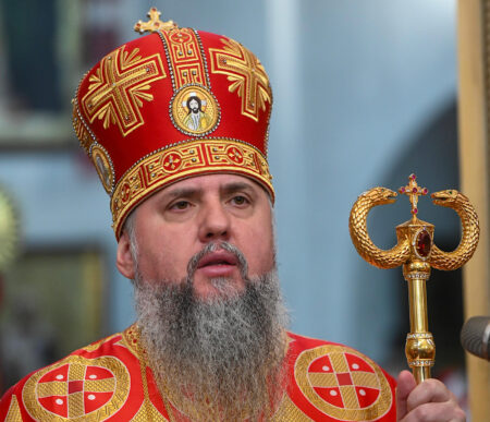 Світло мудрості серед війни: проповідь Митрополита Епіфанія у день святої Катерини