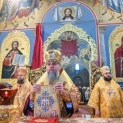 Митрополит Епіфаній очолив недільну літургію в Золотоверхому соборі