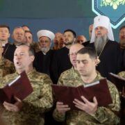 Митрополит Епіфаній привітав дітей зі святом святителя Миколая