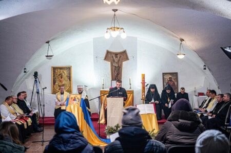 «Щоб усі були одно»: у Києві звершили міжконфесійний молебень