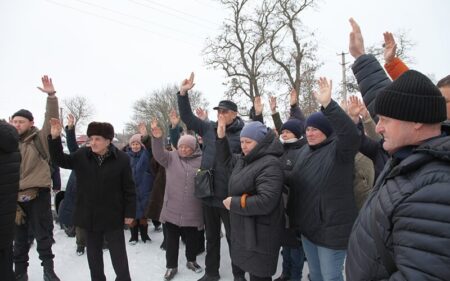 «Так» під відкритим небом: у Великій Яблунівці стартував перехід до ПЦУ