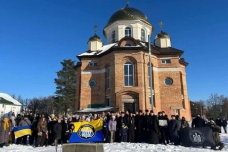 Громада Щасливого обрала ПЦУ: мирний перехід великого храму