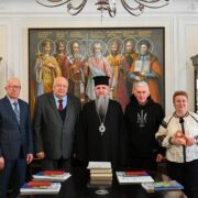 Єдина надія — Бог: духовний заклик у час світових потрясінь