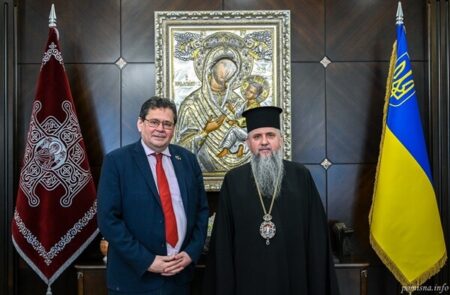 Митрополит Епіфаній зустрівся з послом Великої Британії в Україні