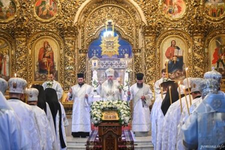 Митрополит Епіфаній очолив Всенічне бдіння у Михайлівському Золотоверхому соборі