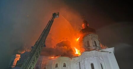Російський дрон влучив в Успенський собор Лаври: Митрополит Епіфаній закликав світ зупинити терор
